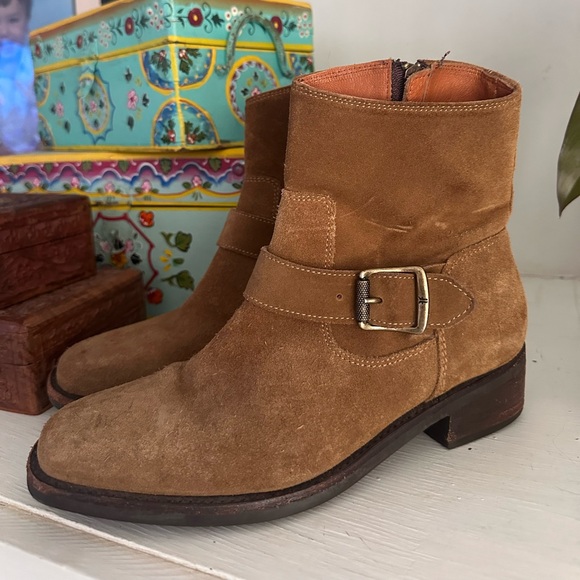 Frye Shoes - Frye Tan Suede Ankle Boots size 8 Buckle Western Casual Boho Desert Festival